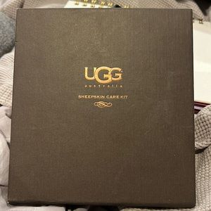 UGG Sheepskin Care Kit